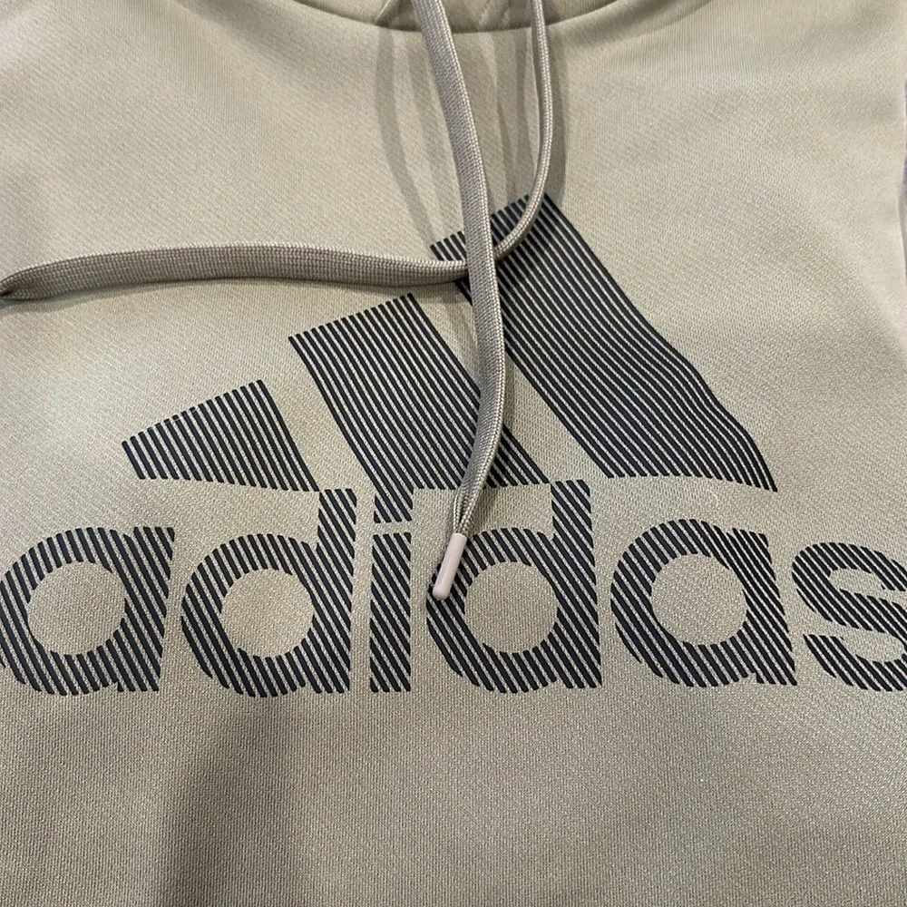 ADIDAS NWOT HOODIE MENS SIZE L ARMY GREEN FROM SAKS. NWOT